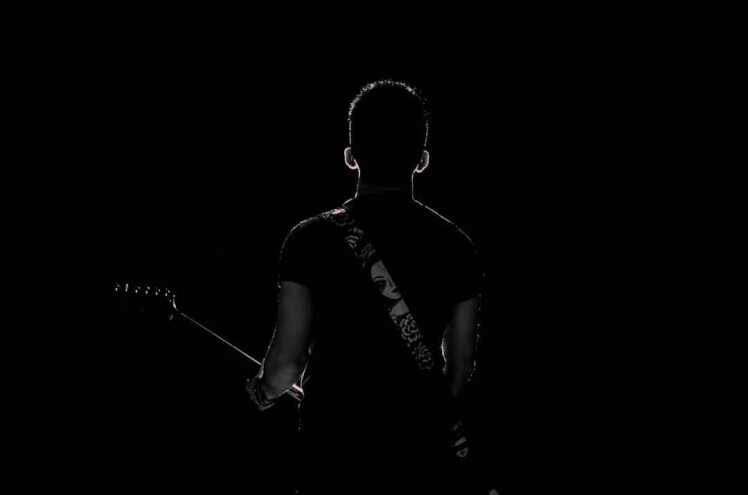 How I Went From Zero to Full-Time Producer